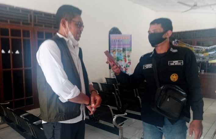 Kades Desa Sukadaya Penyaluran Program BPNT Tunai Oleh PT Pos Indonesia